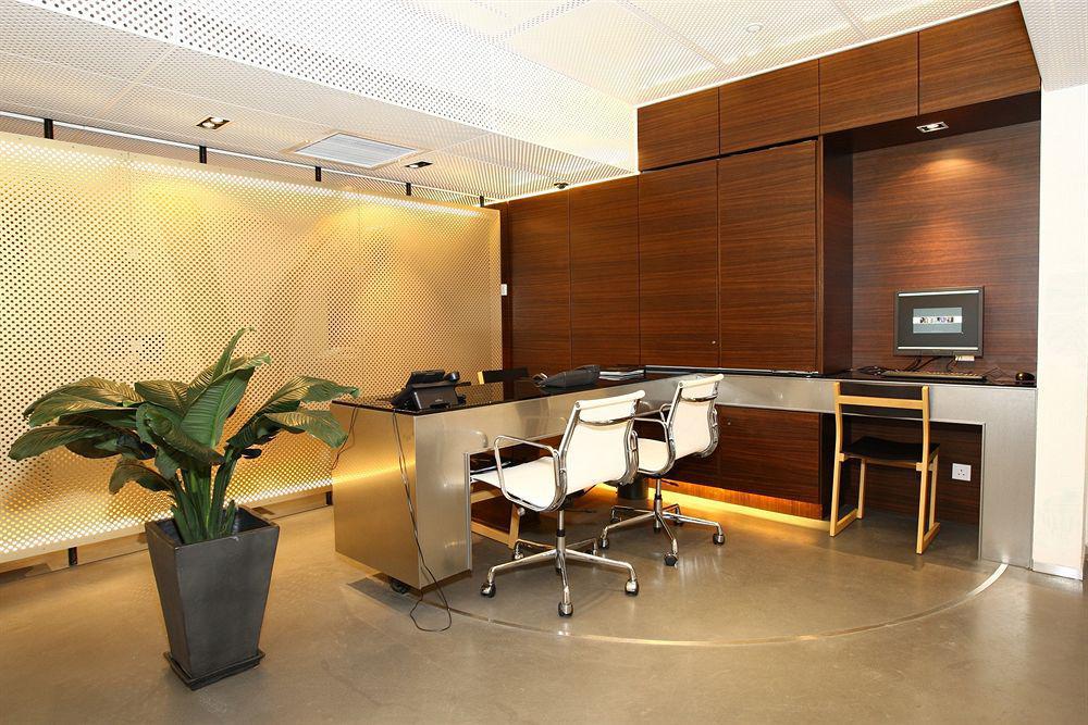 V Causeway Bay Aparthotel Hong Kong Exterior foto